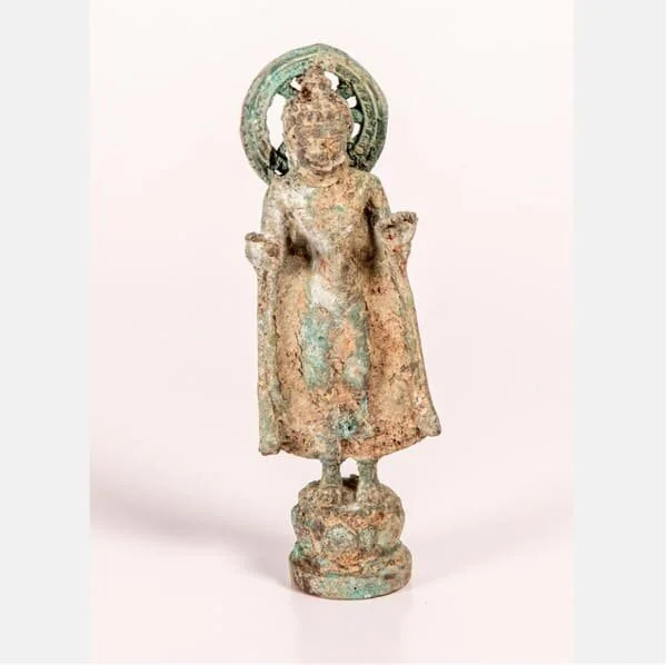 Early Thai bronze figure of Buddha. Est. $800–1,200, sold $550