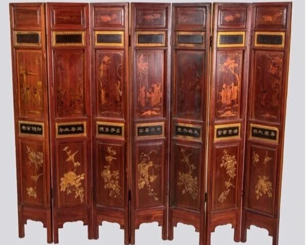 Chinese wood seven-panel floor screen. Est. $100–200, sold $70